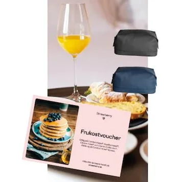 Hotellfrukost för 2 + Necessär
